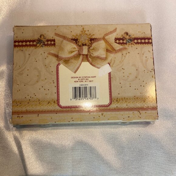 L’Effleur Forever Soaps by Coty – 3‑Bar Decorative Set (New in Box) - Picture 2 of 2